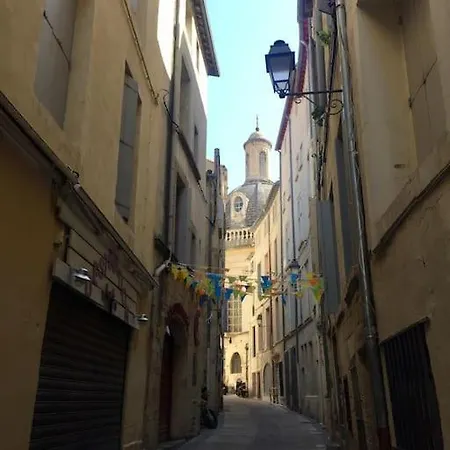 Sous Les Toits Tres Bien Place Et Climatise *